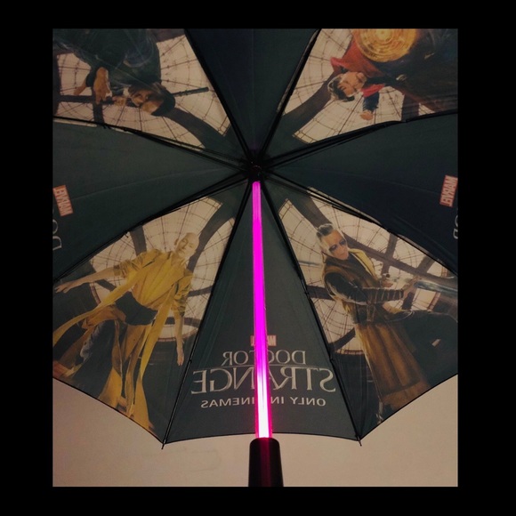 Dr strange 7 color lightsaber Umbrella - Picture 3 of 6